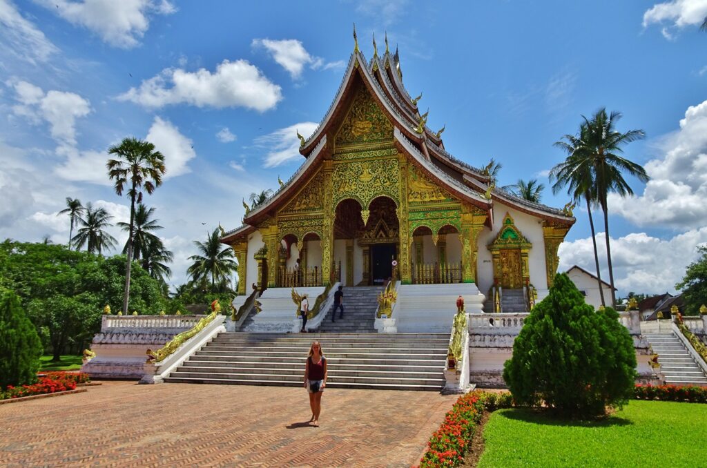 Backpacken in Laos begint in Luang Prabang, de culturele hoofdstad.