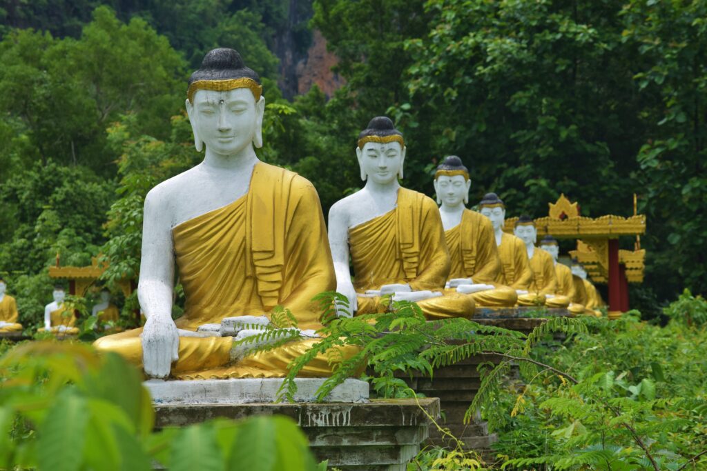 Het startpunt als je gaat backpacken in Myanmar is Hpa An, vlakbij de grens met Thailand.