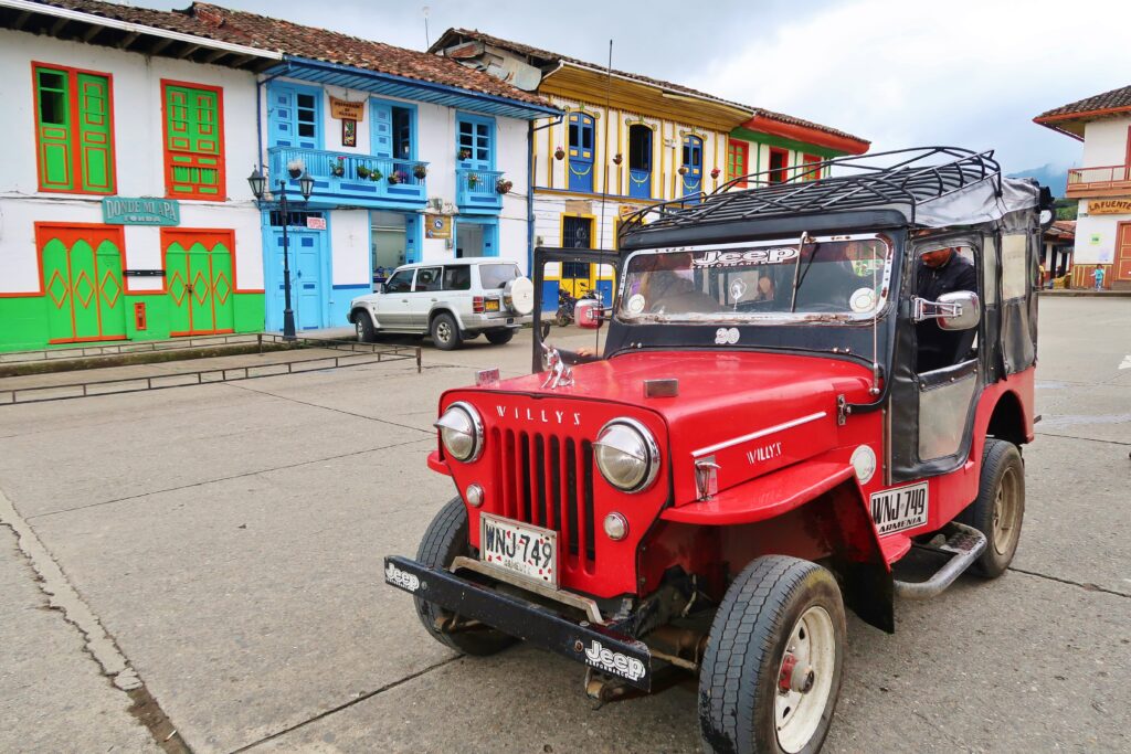 Jeep tour Salento Colombia Valle de Cocora