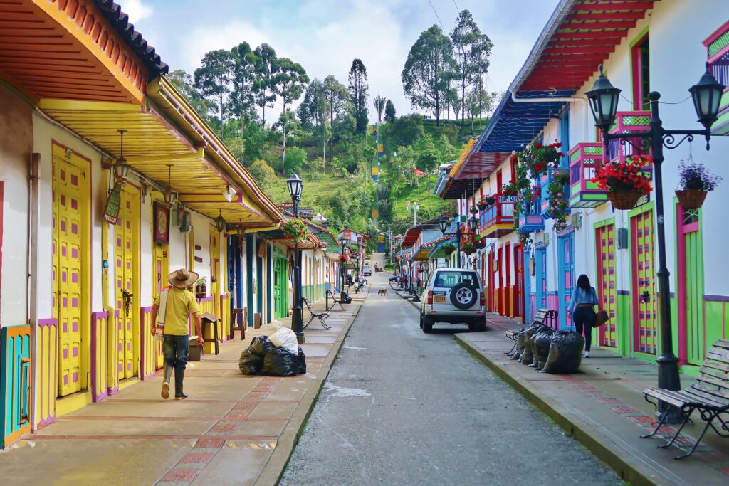 Straten van Salento tijdens backpacken in Colombia.